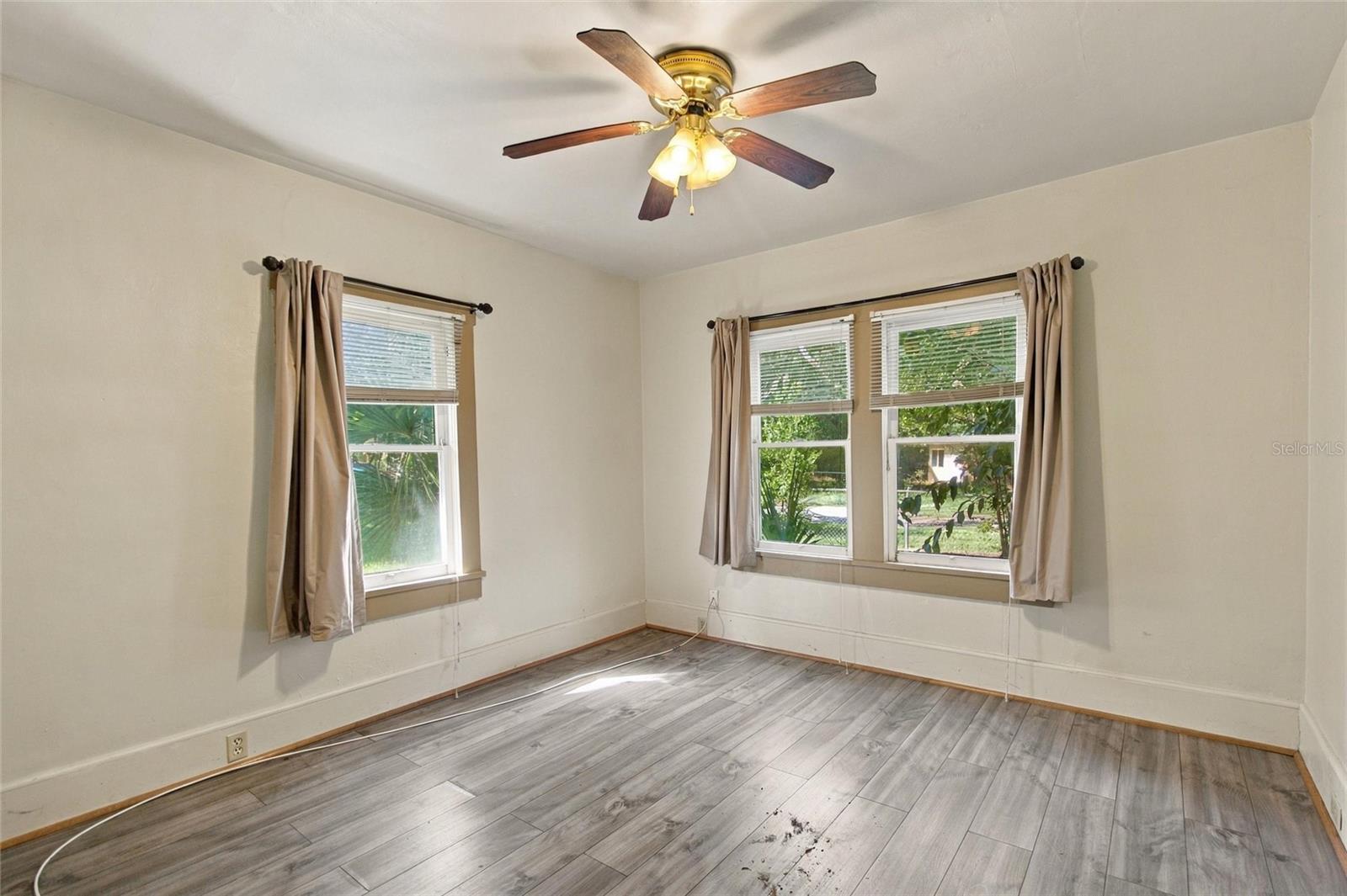 703 36TH STREET W, Bradenton, FL 34205