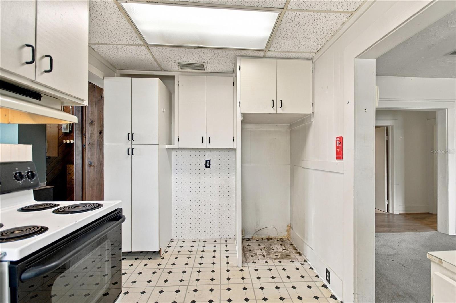 703 36TH STREET W, Bradenton, FL 34205