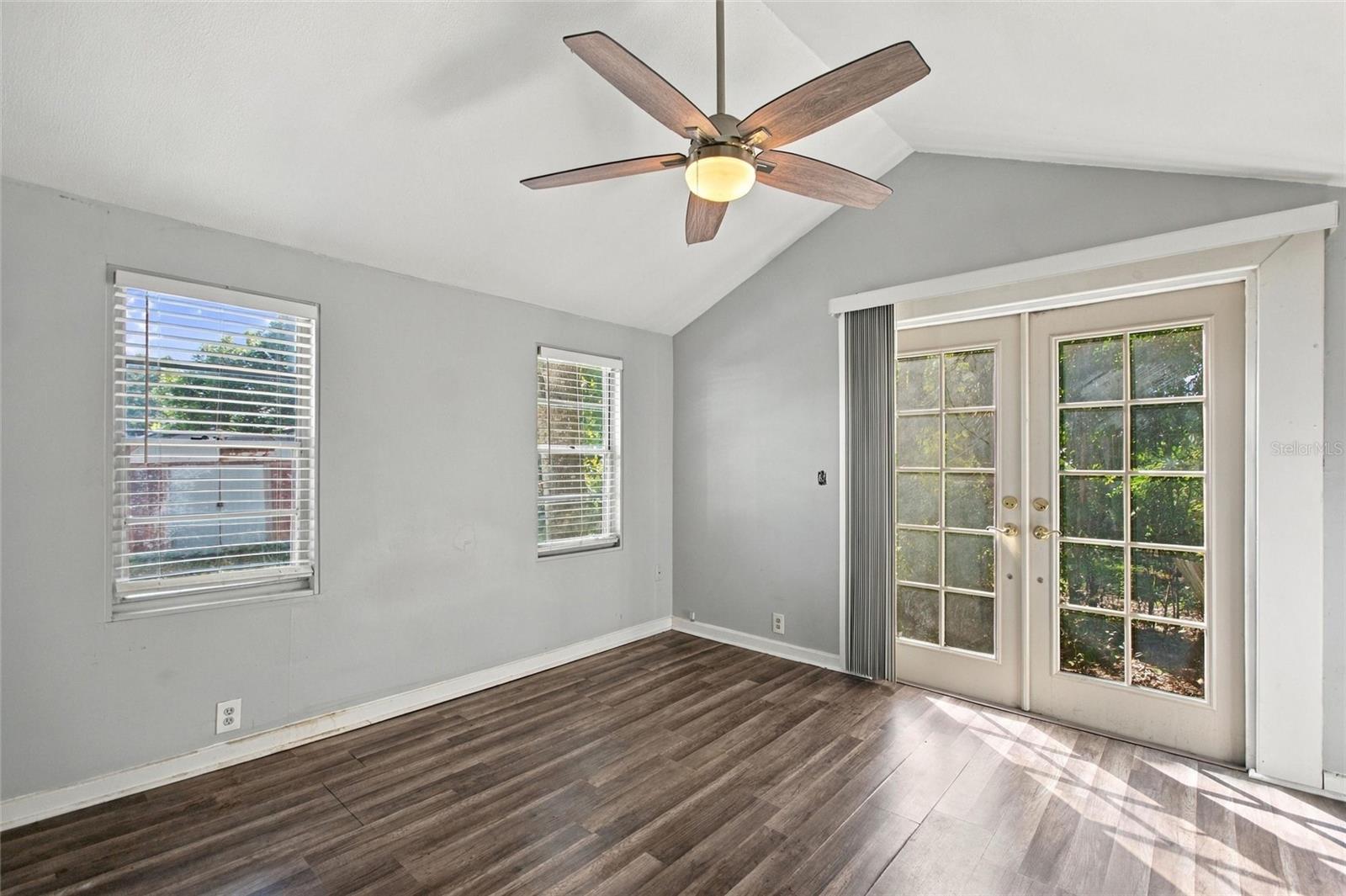 703 36TH STREET W, Bradenton, FL 34205