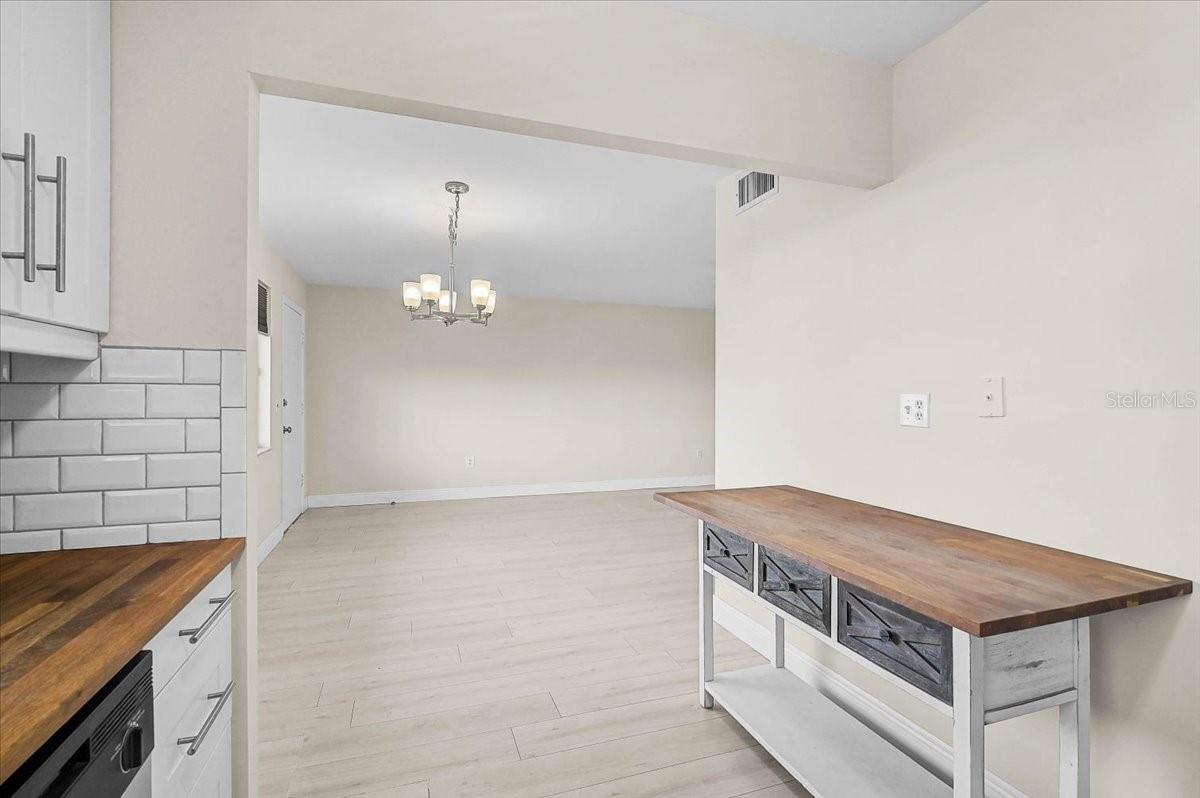 4480 IRONWOOD CIRCLE, #216A, Bradenton, FL 34209