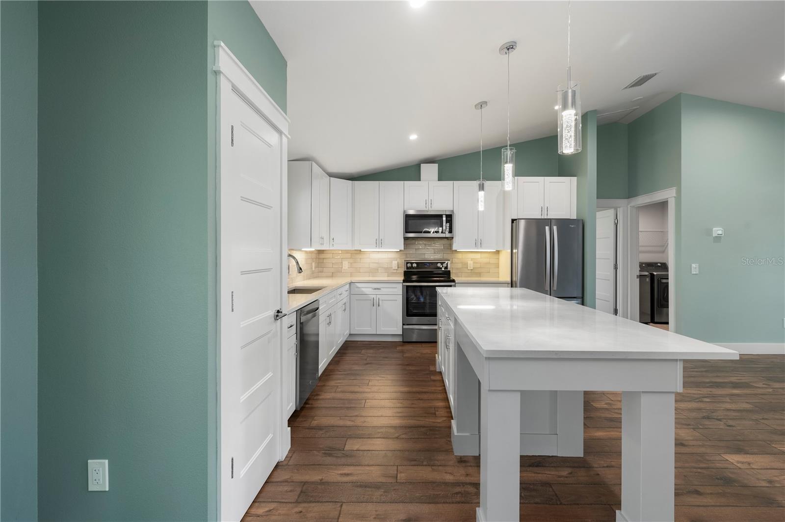 171 MARK TWAIN LANE, Rotonda West, FL 33947