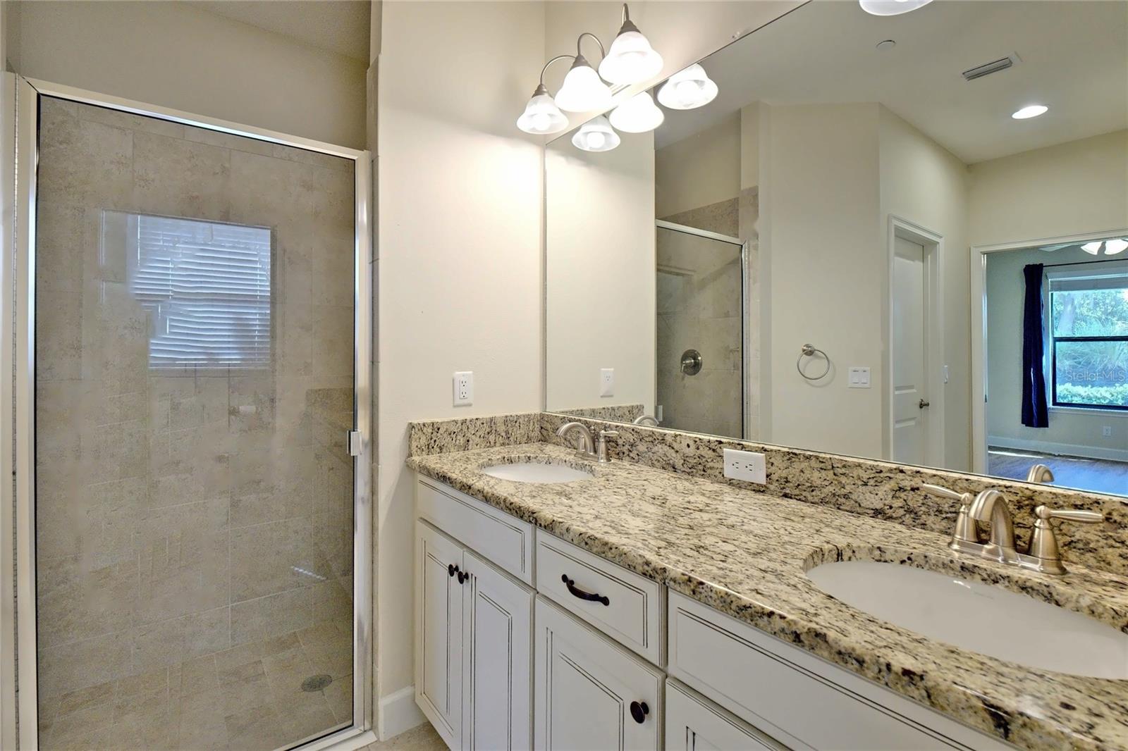 13604 MESSINA LOOP, #101, Bradenton, FL 34211