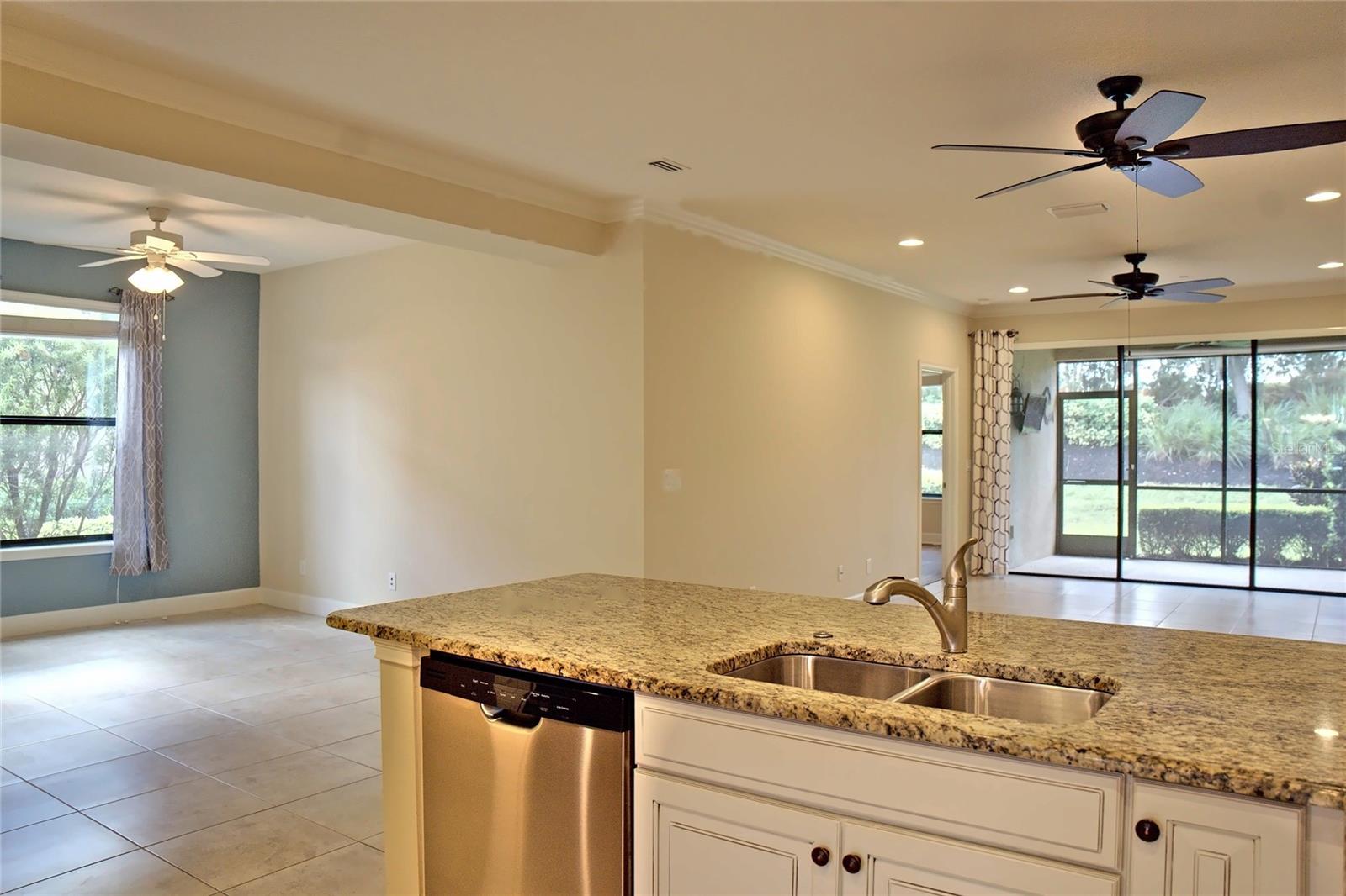 13604 MESSINA LOOP, #101, Bradenton, FL 34211