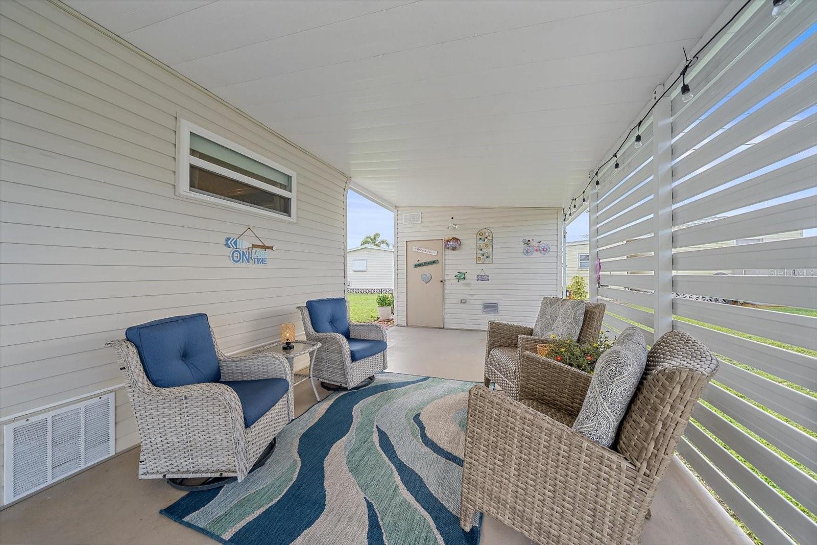 102 DEL RIO DRIVE, Palmetto, FL 34221