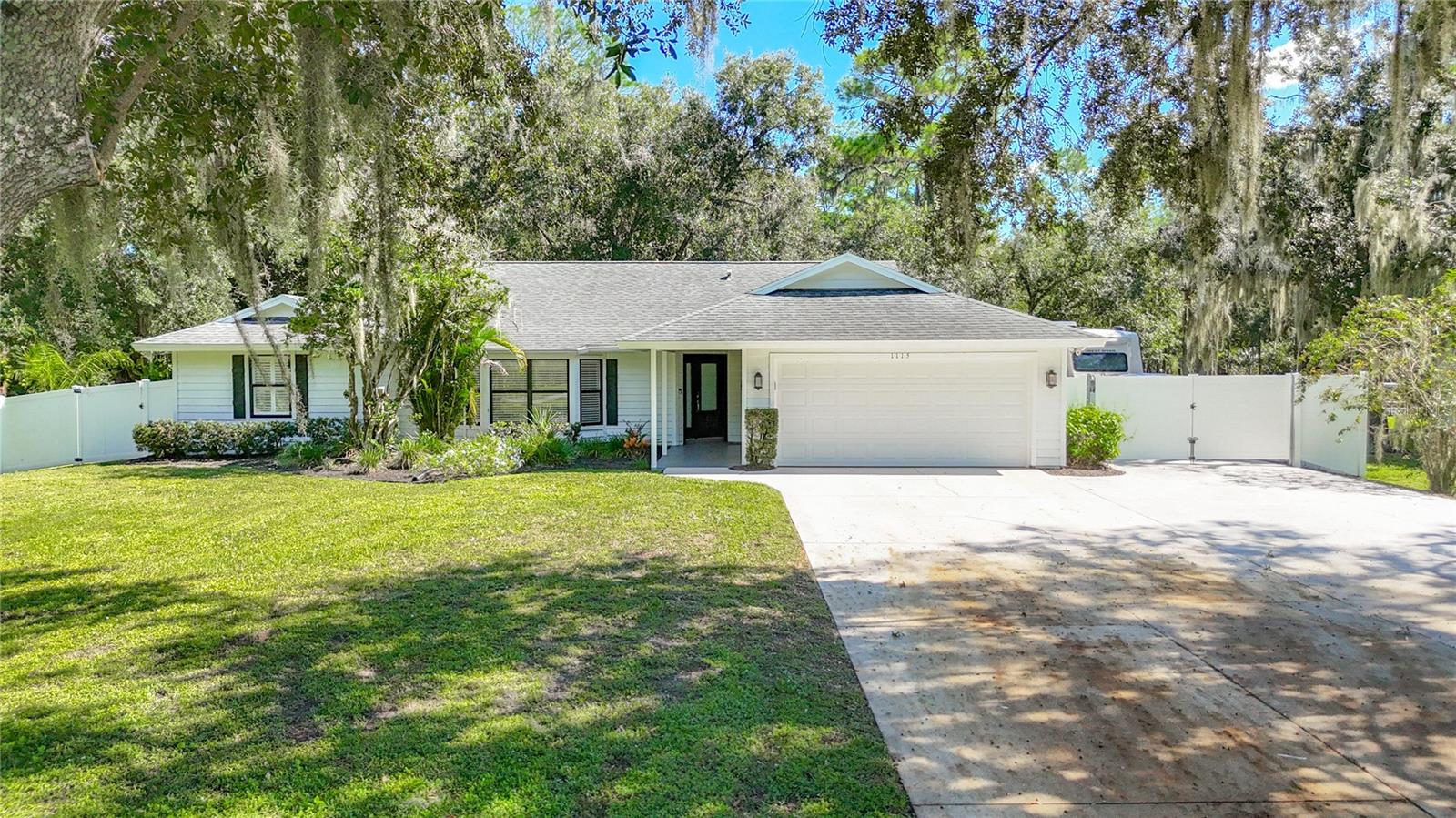 1115 MILL RUN E, Bradenton, FL 34212