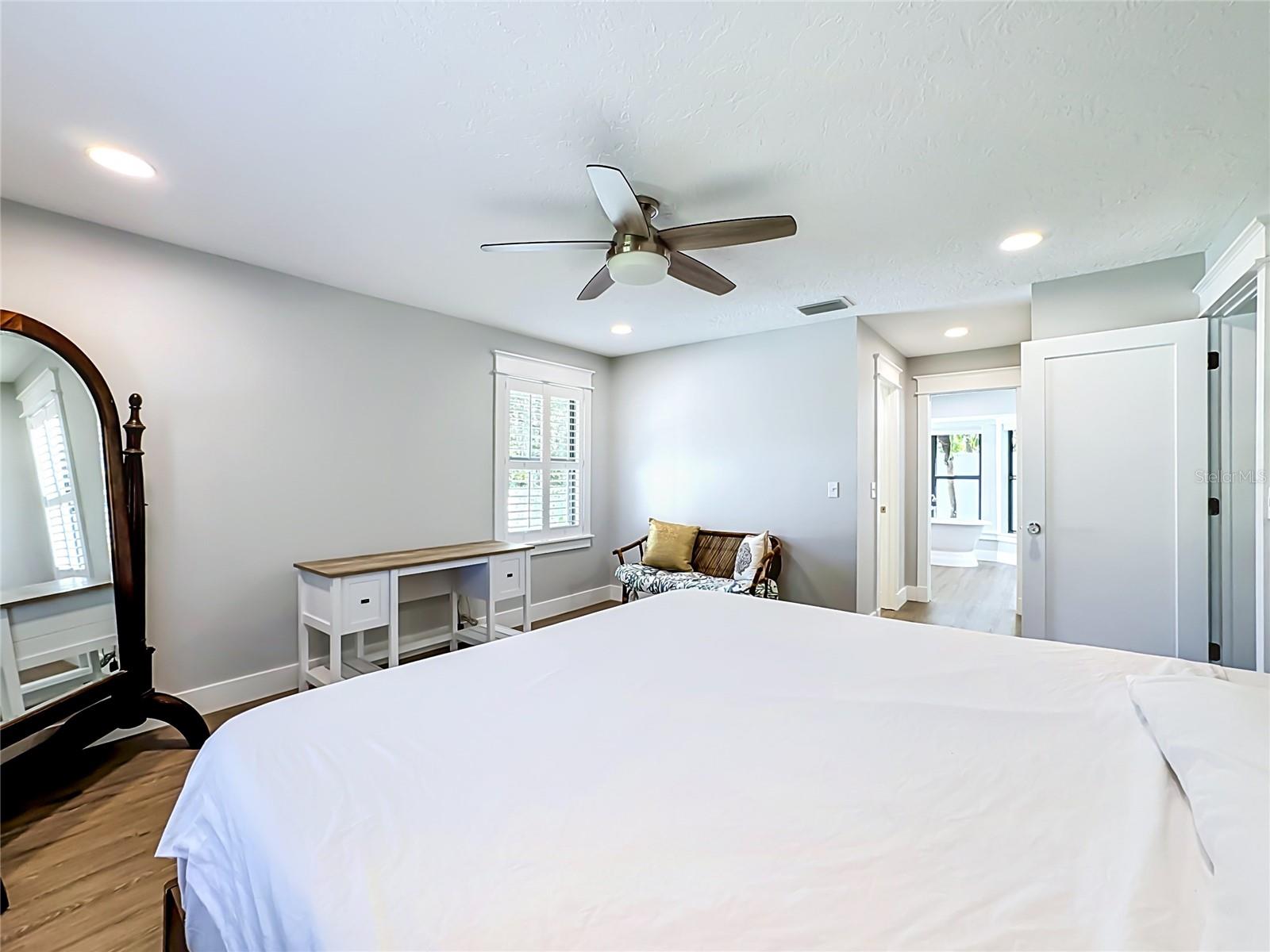 1115 MILL RUN E, Bradenton, FL 34212