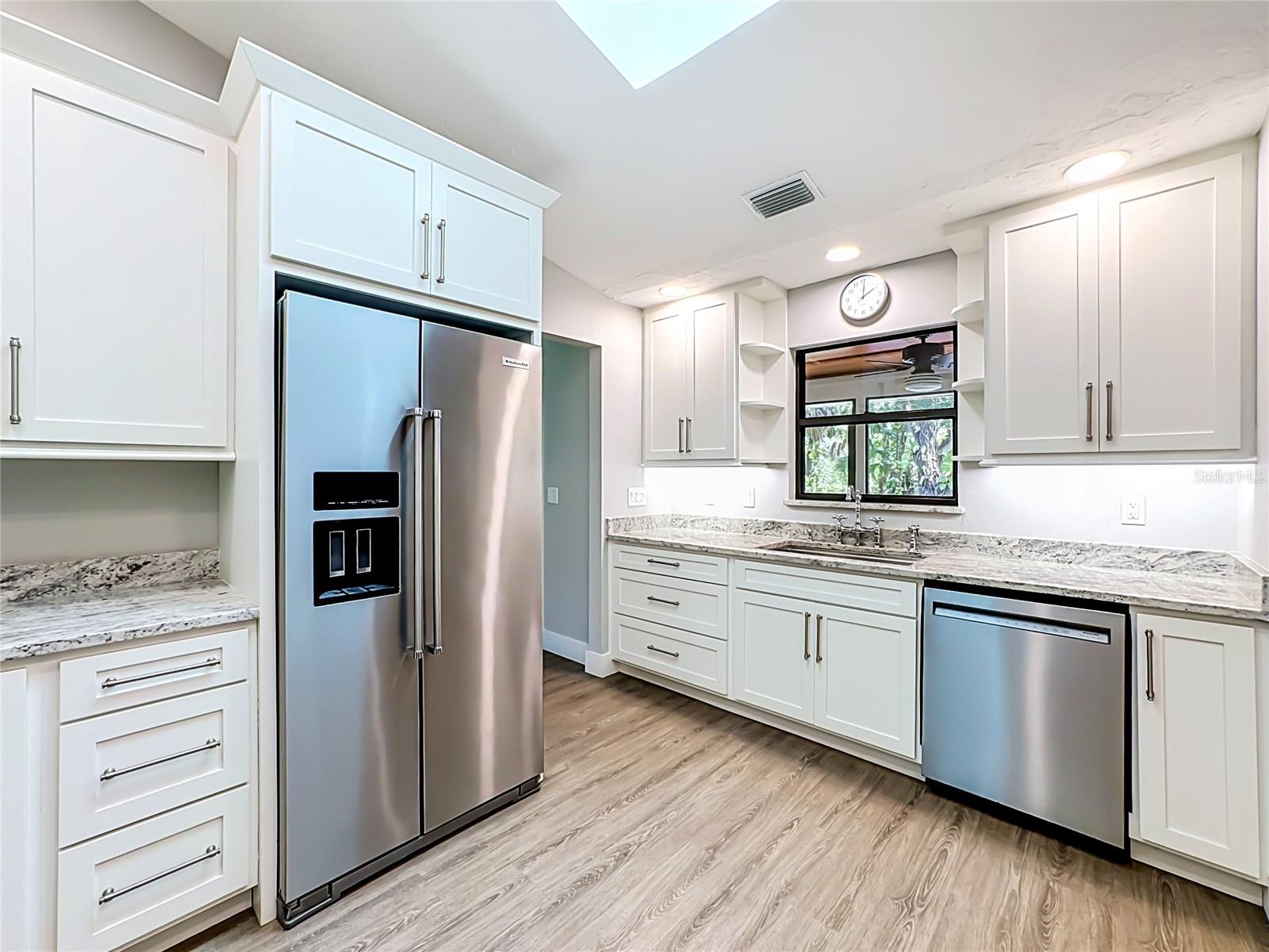 1115 MILL RUN E, Bradenton, FL 34212