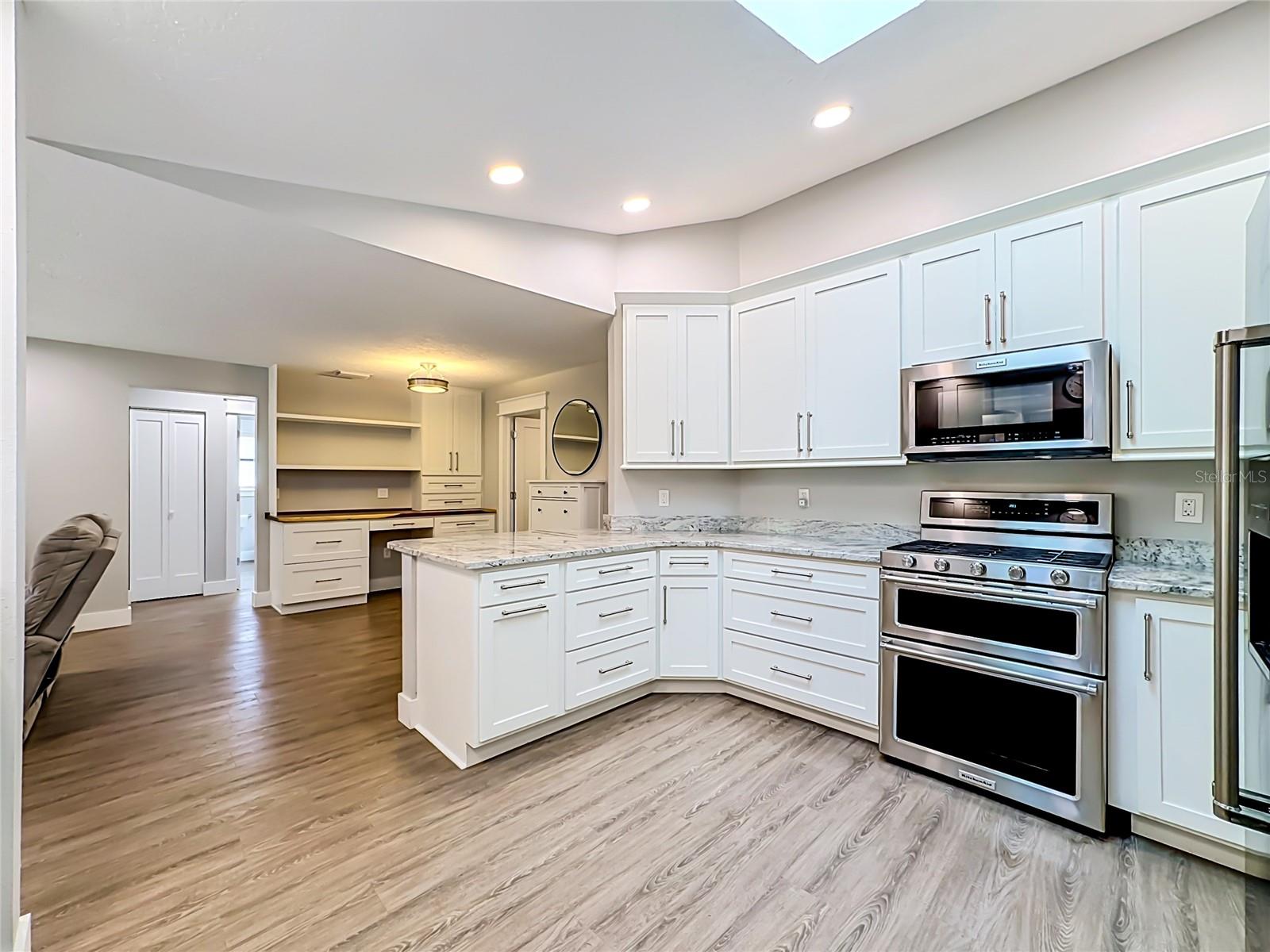 1115 MILL RUN E, Bradenton, FL 34212