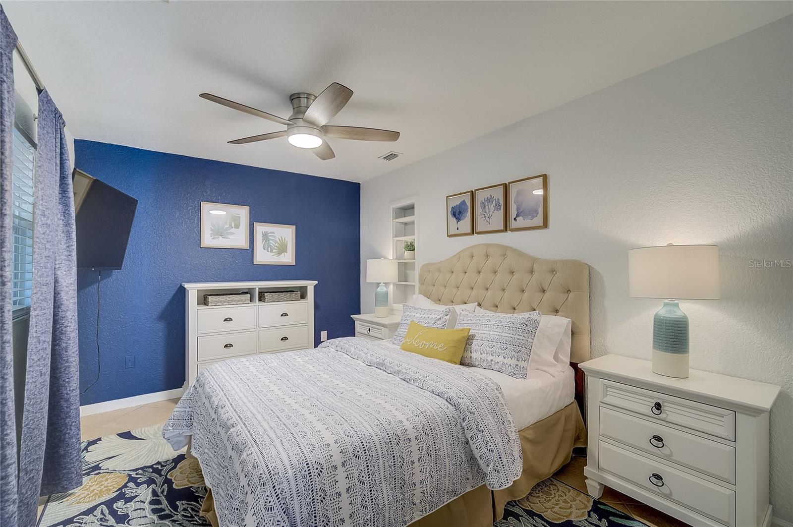 426 EAGLES NEST LANE, Sarasota, FL 34243