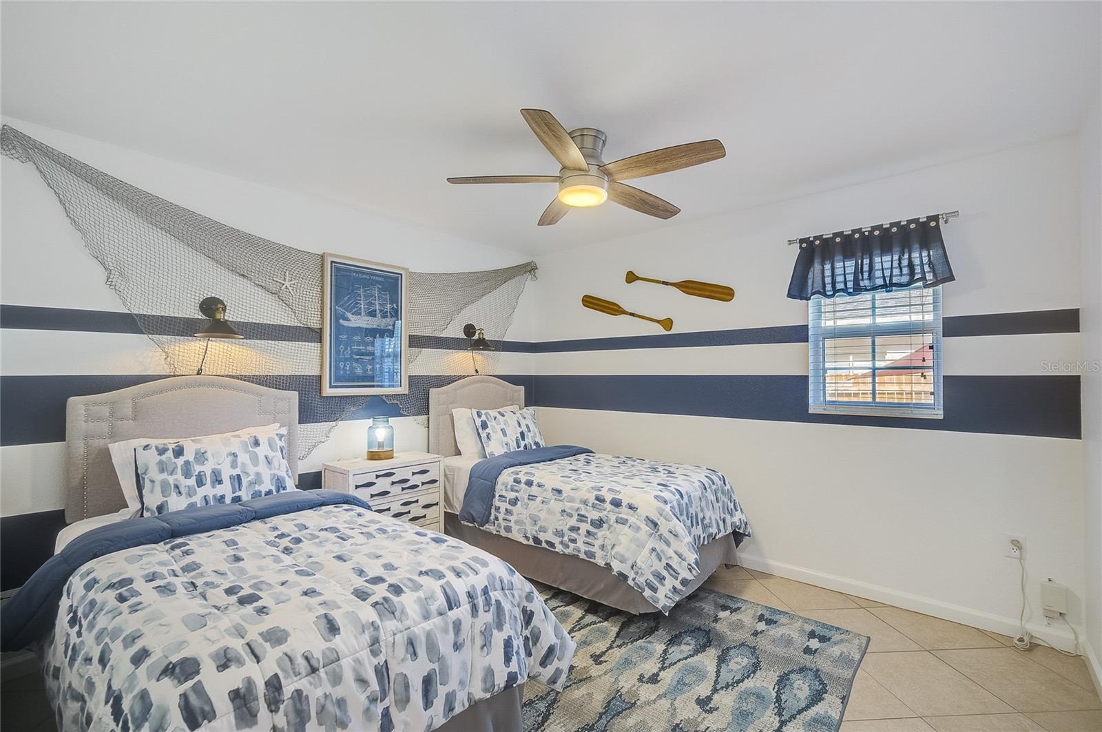 426 EAGLES NEST LANE, Sarasota, FL 34243