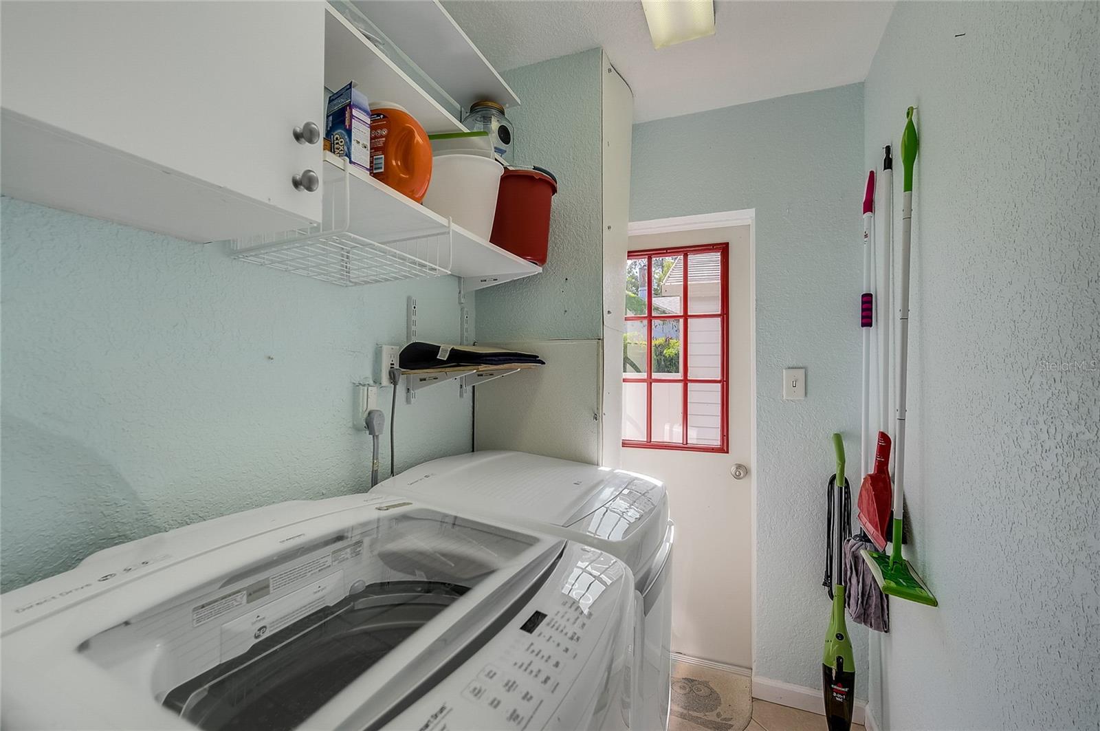 426 EAGLES NEST LANE, Sarasota, FL 34243