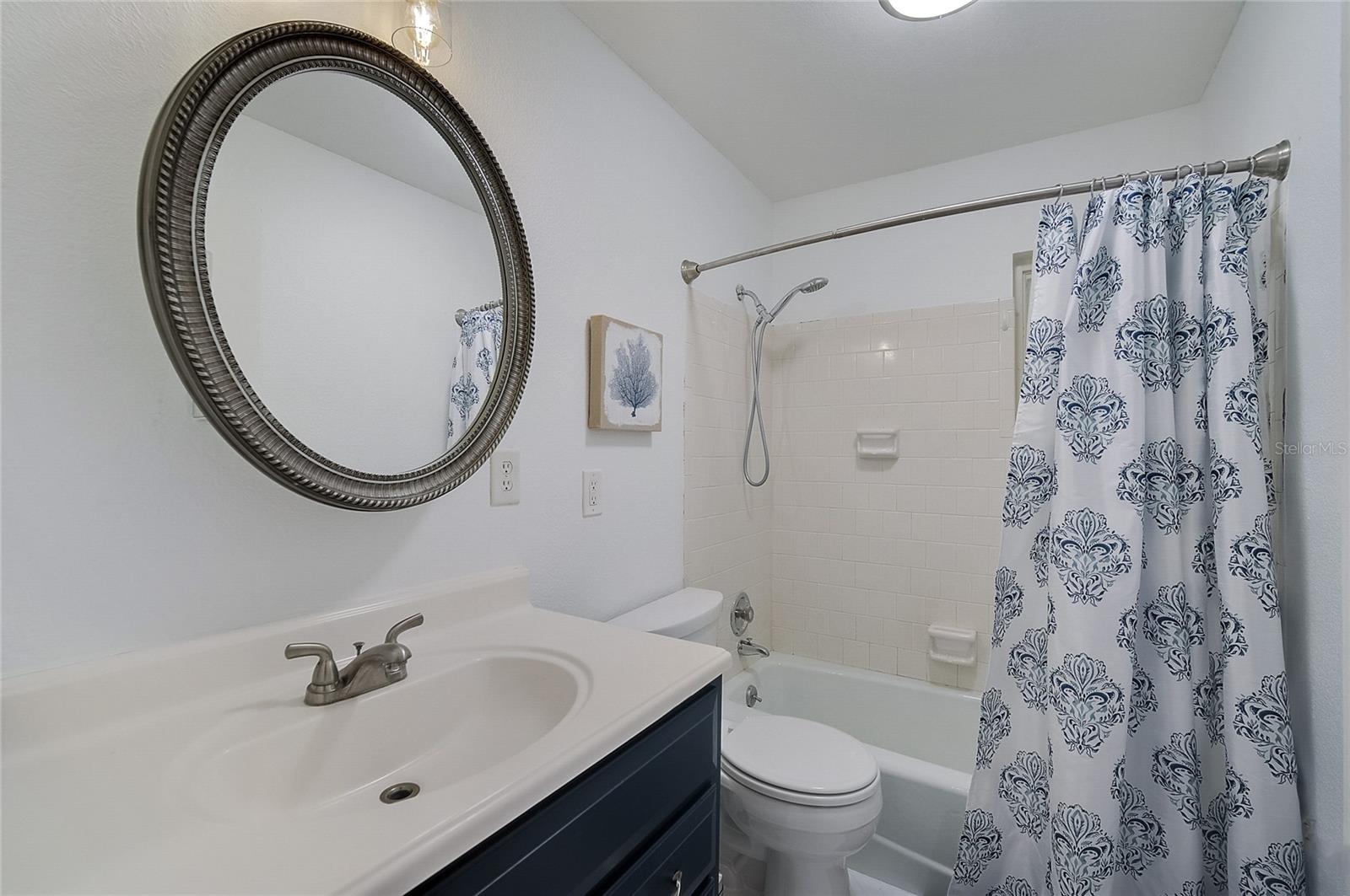 426 EAGLES NEST LANE, Sarasota, FL 34243