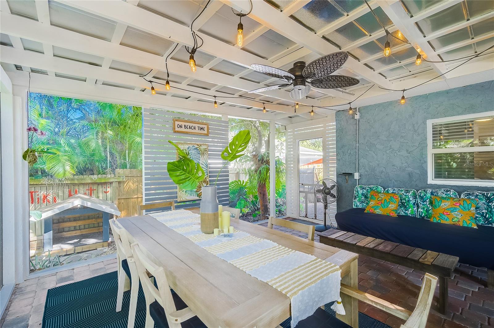426 EAGLES NEST LANE, Sarasota, FL 34243