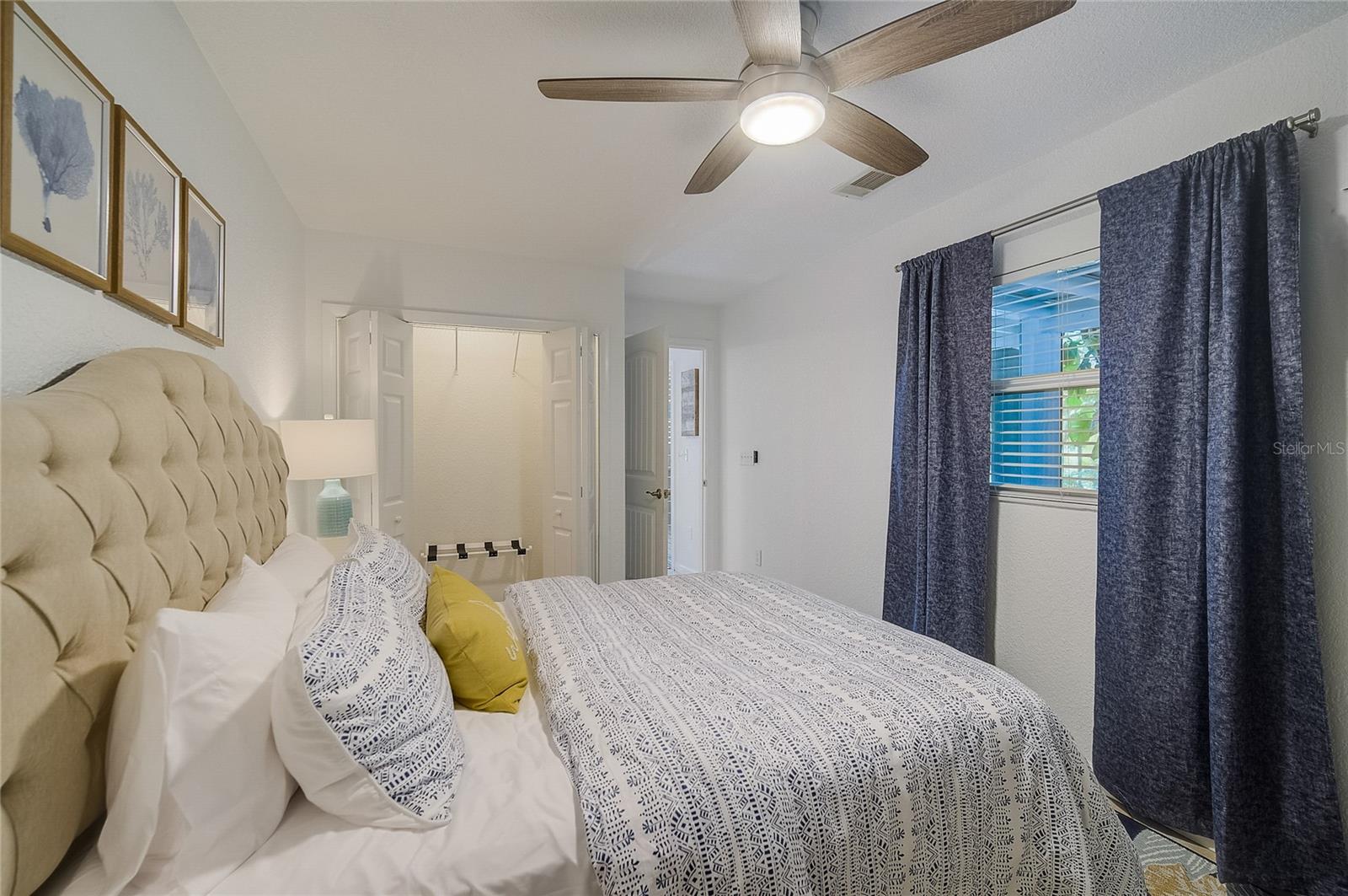 426 EAGLES NEST LANE, Sarasota, FL 34243