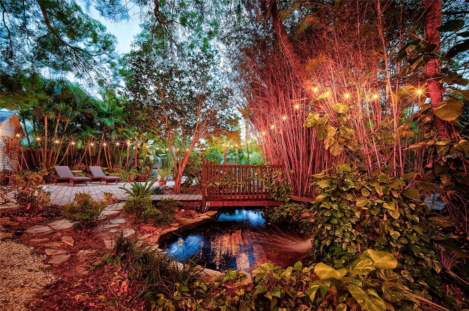 426 EAGLES NEST LANE, Sarasota, FL 34243