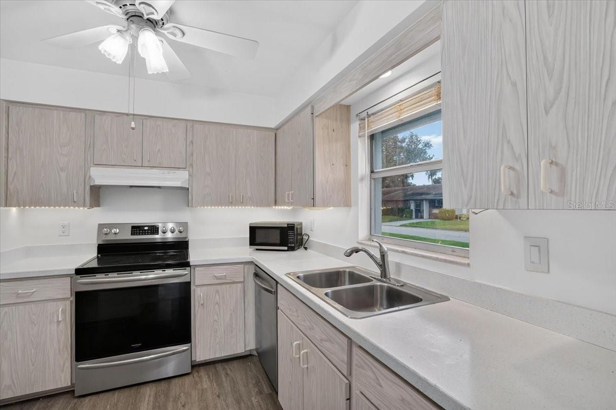 1340 GRAND BOULEVARD, #205, Sarasota, FL 34232