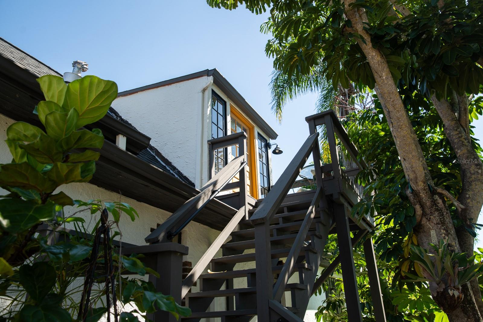 Entrance to guest quarters. Main residence.