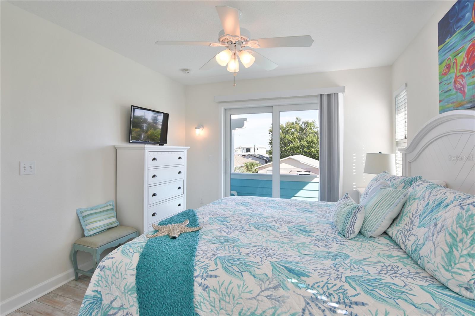 2506 AVENUE C, #B, Bradenton Beach, FL 34217