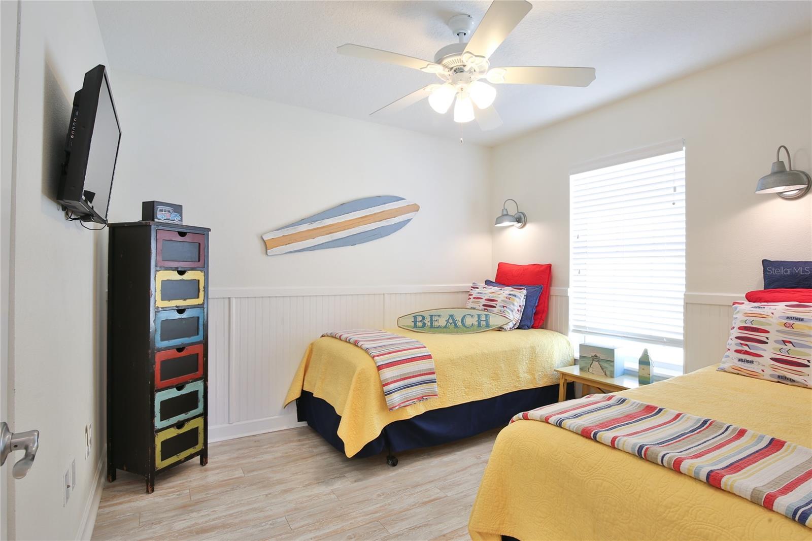 2506 AVENUE C, #B, Bradenton Beach, FL 34217