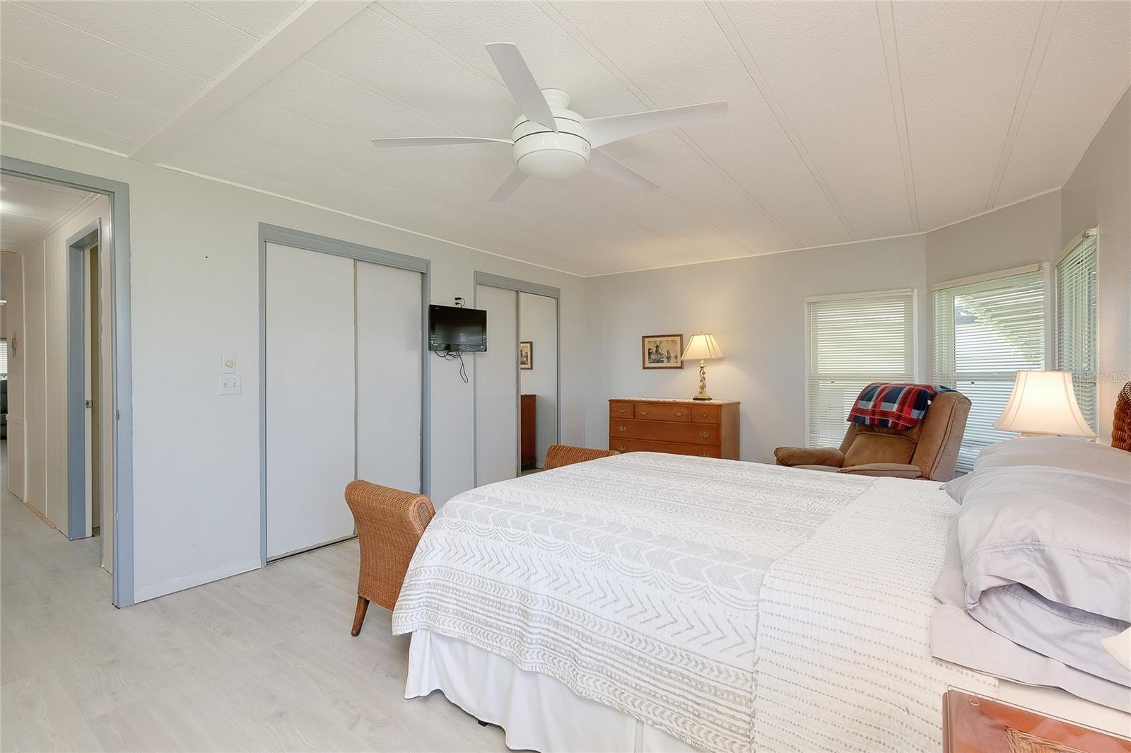 8905 34TH AVENUE E, Palmetto, FL 34221