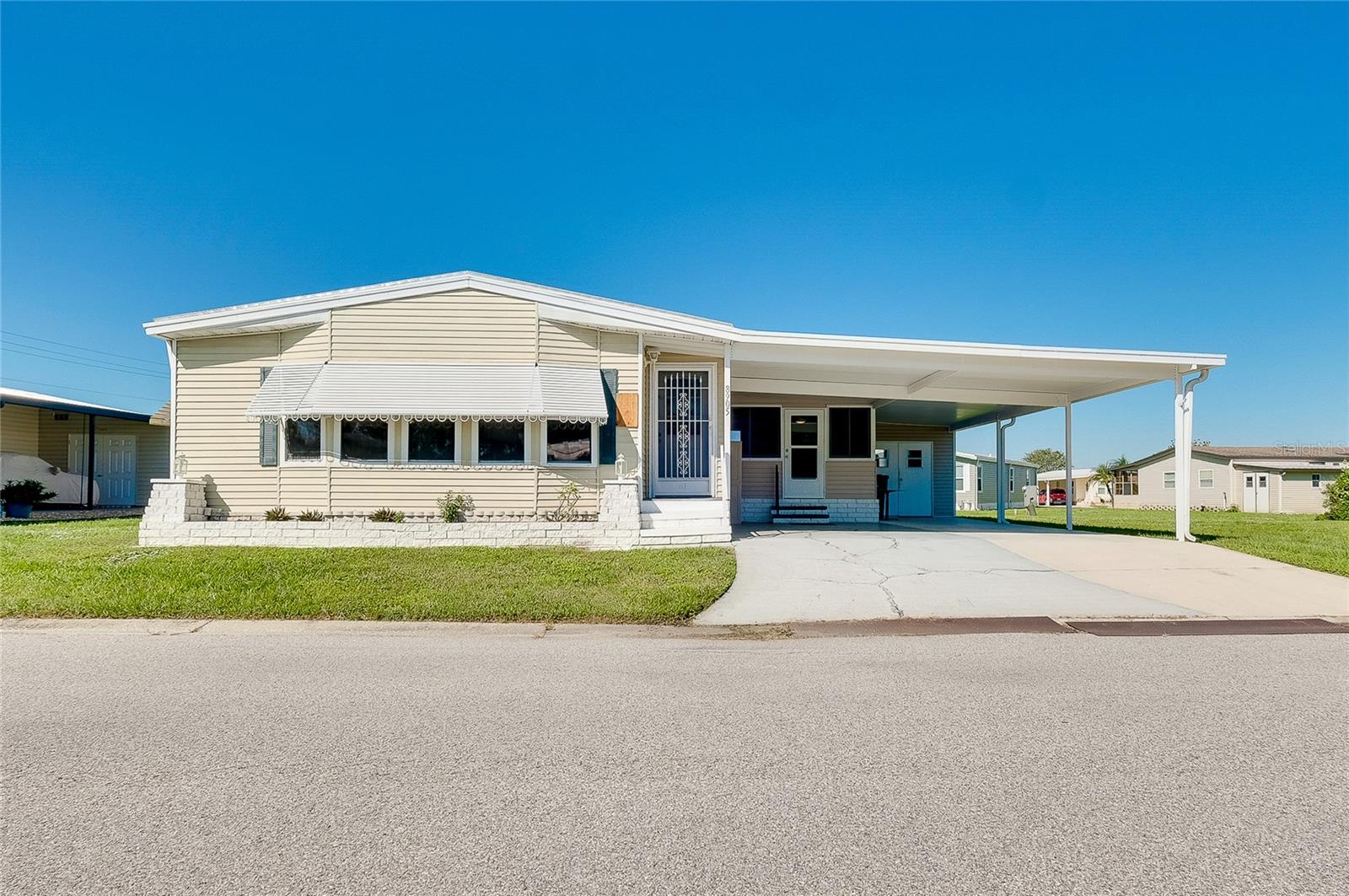 8905 34TH AVENUE E, Palmetto, FL 34221