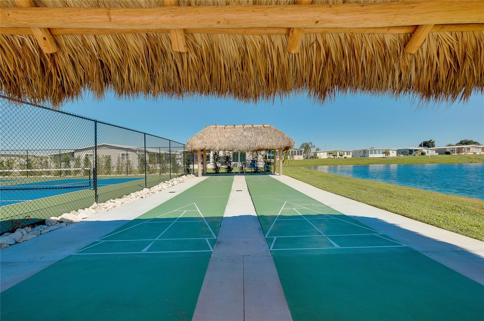 8905 34TH AVENUE E, Palmetto, FL 34221