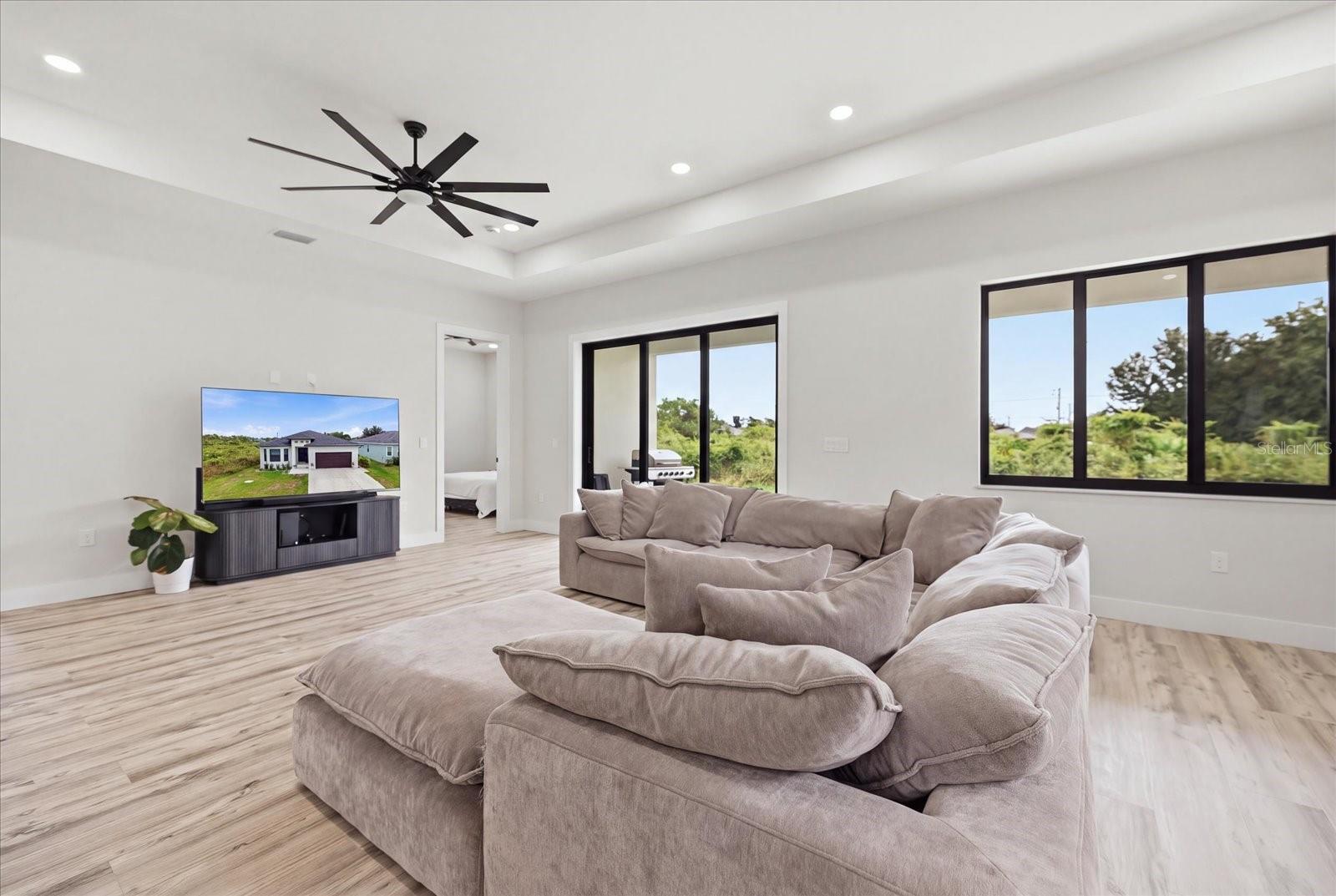 137 DAVID BOULEVARD, Rotonda West, FL 33947