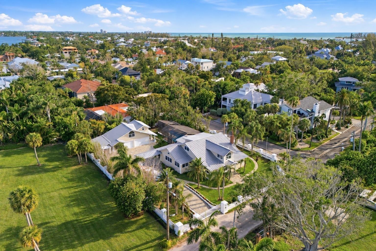 604 NORSOTA WAY, Sarasota, FL 34242