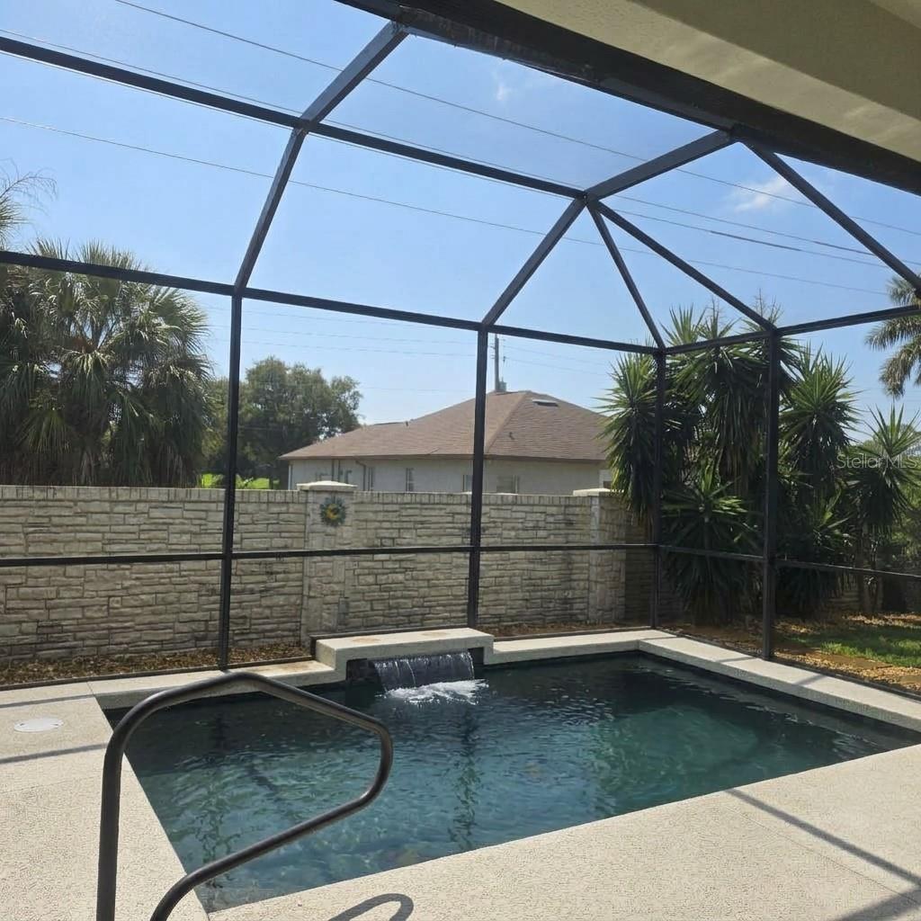 318 65TH AVENUE E, Bradenton, FL 34203