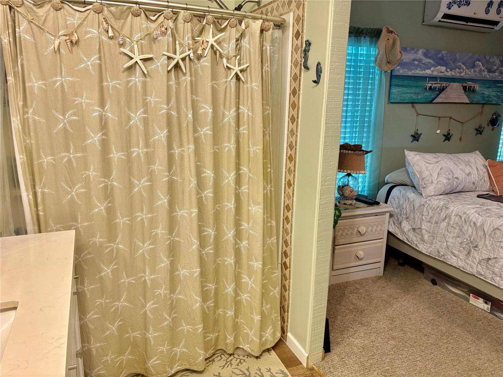 Ensuite to Bedroom Shower No Tub
