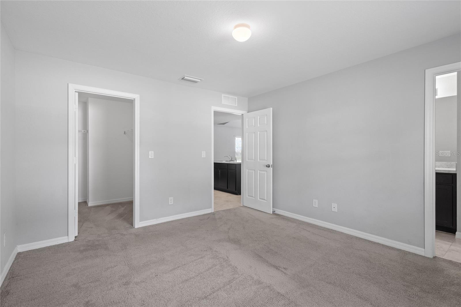 4137 NE 14TH PLACE, Cape Coral, FL 33909