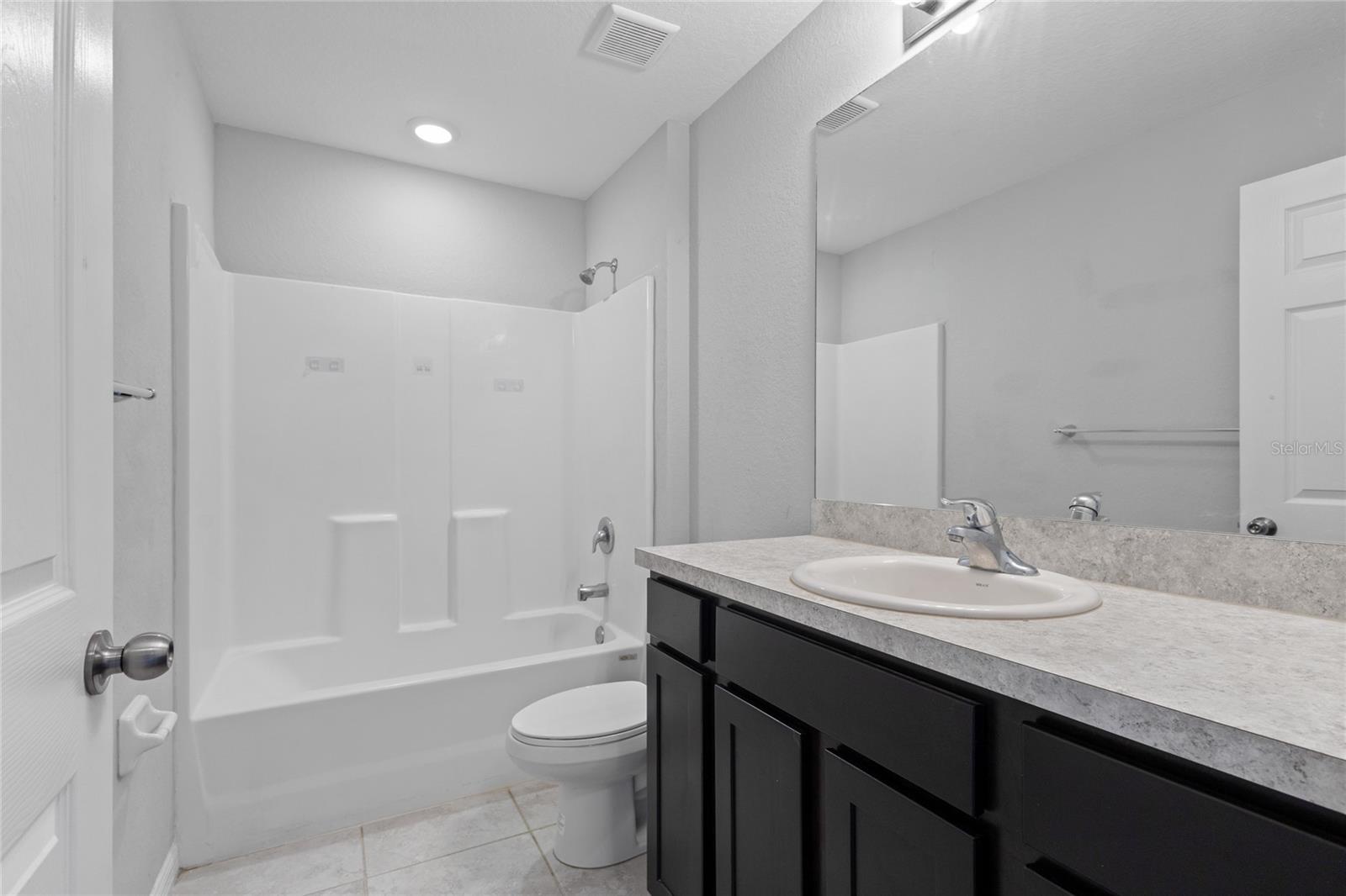 4137 NE 14TH PLACE, Cape Coral, FL 33909