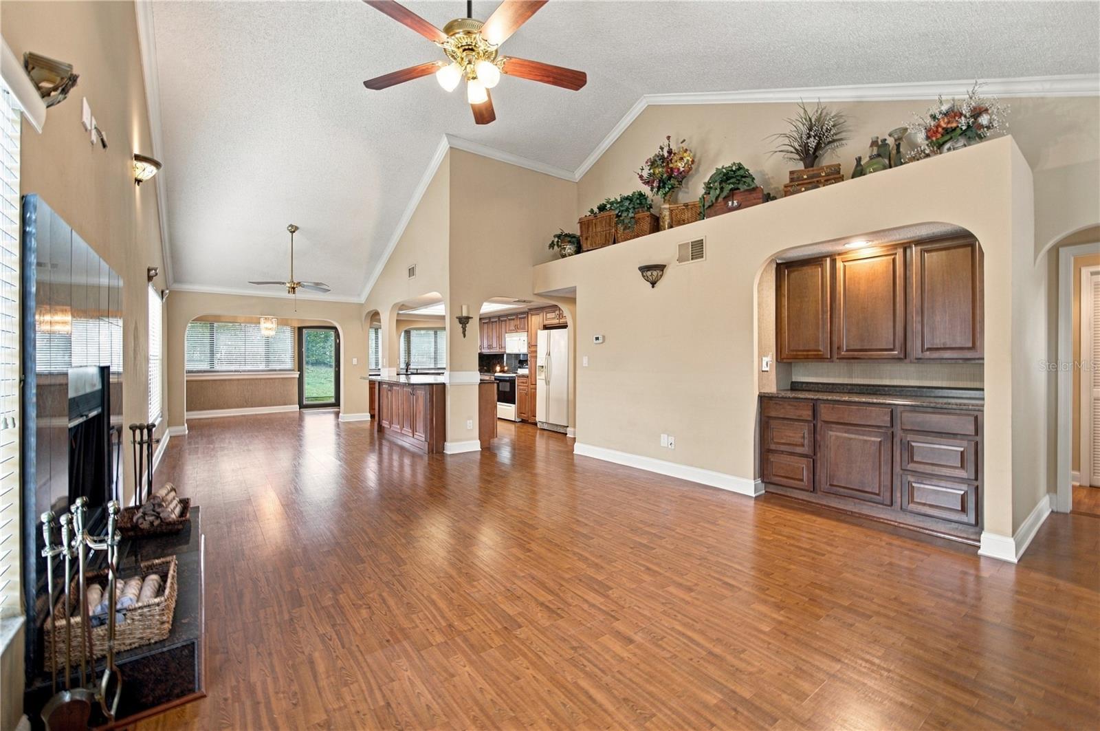 2815 COUNTRYBROOK DRIVE, #11, Palm Harbor, FL 34684
