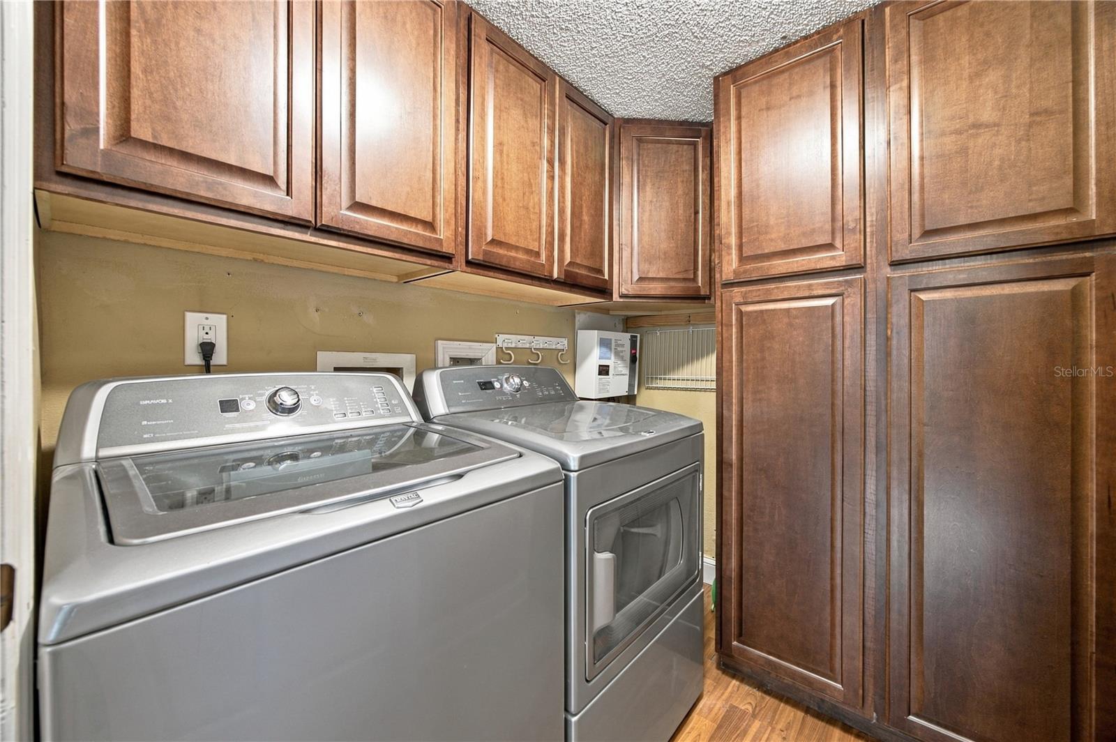 2815 COUNTRYBROOK DRIVE, #11, Palm Harbor, FL 34684