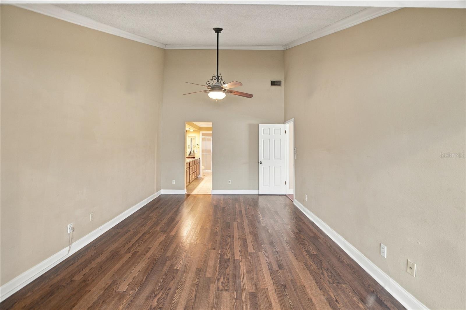 2815 COUNTRYBROOK DRIVE, #11, Palm Harbor, FL 34684