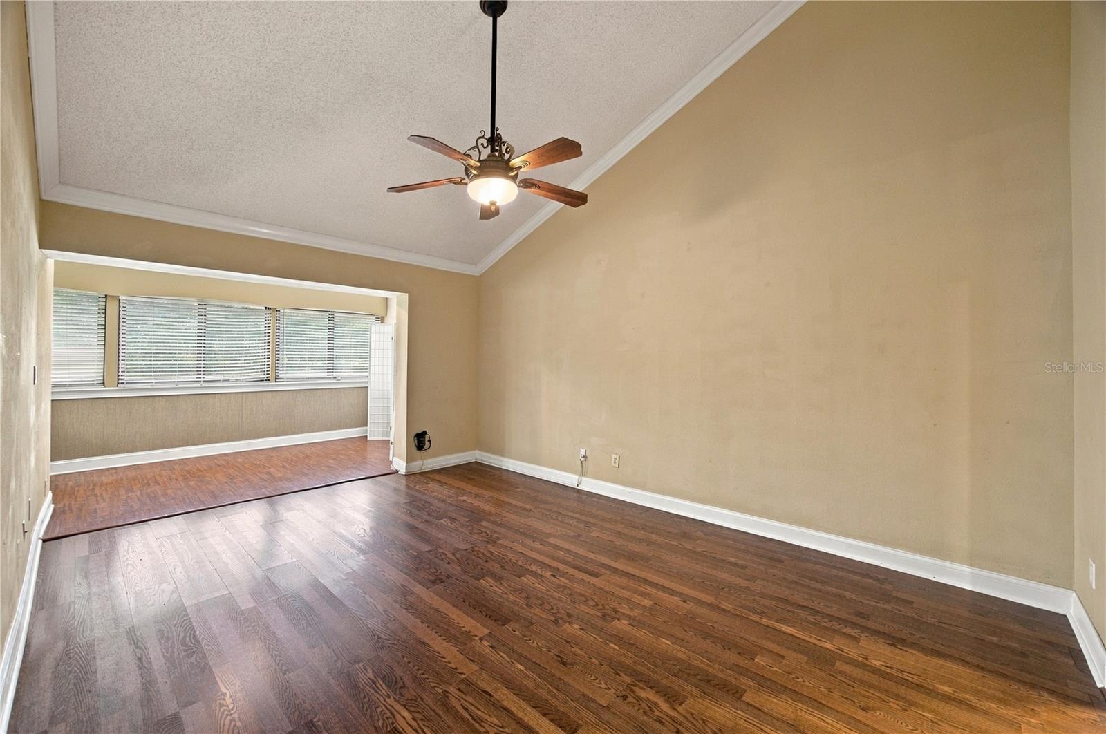 2815 COUNTRYBROOK DRIVE, #11, Palm Harbor, FL 34684