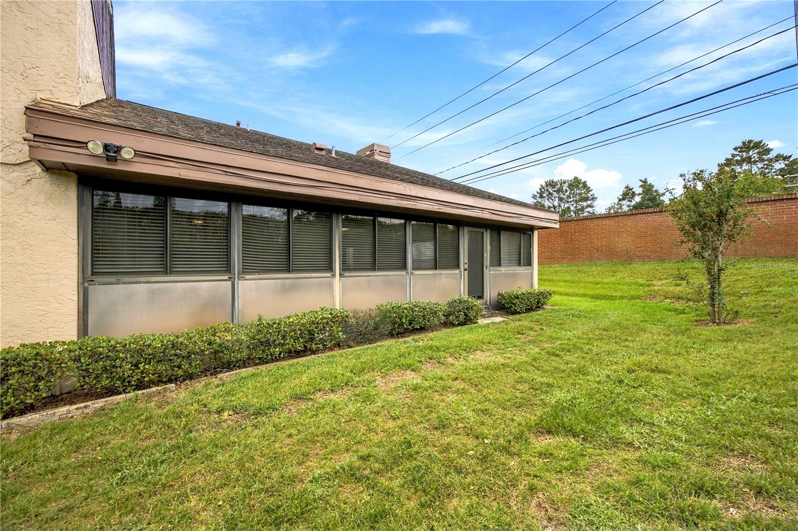 2815 COUNTRYBROOK DRIVE, #11, Palm Harbor, FL 34684