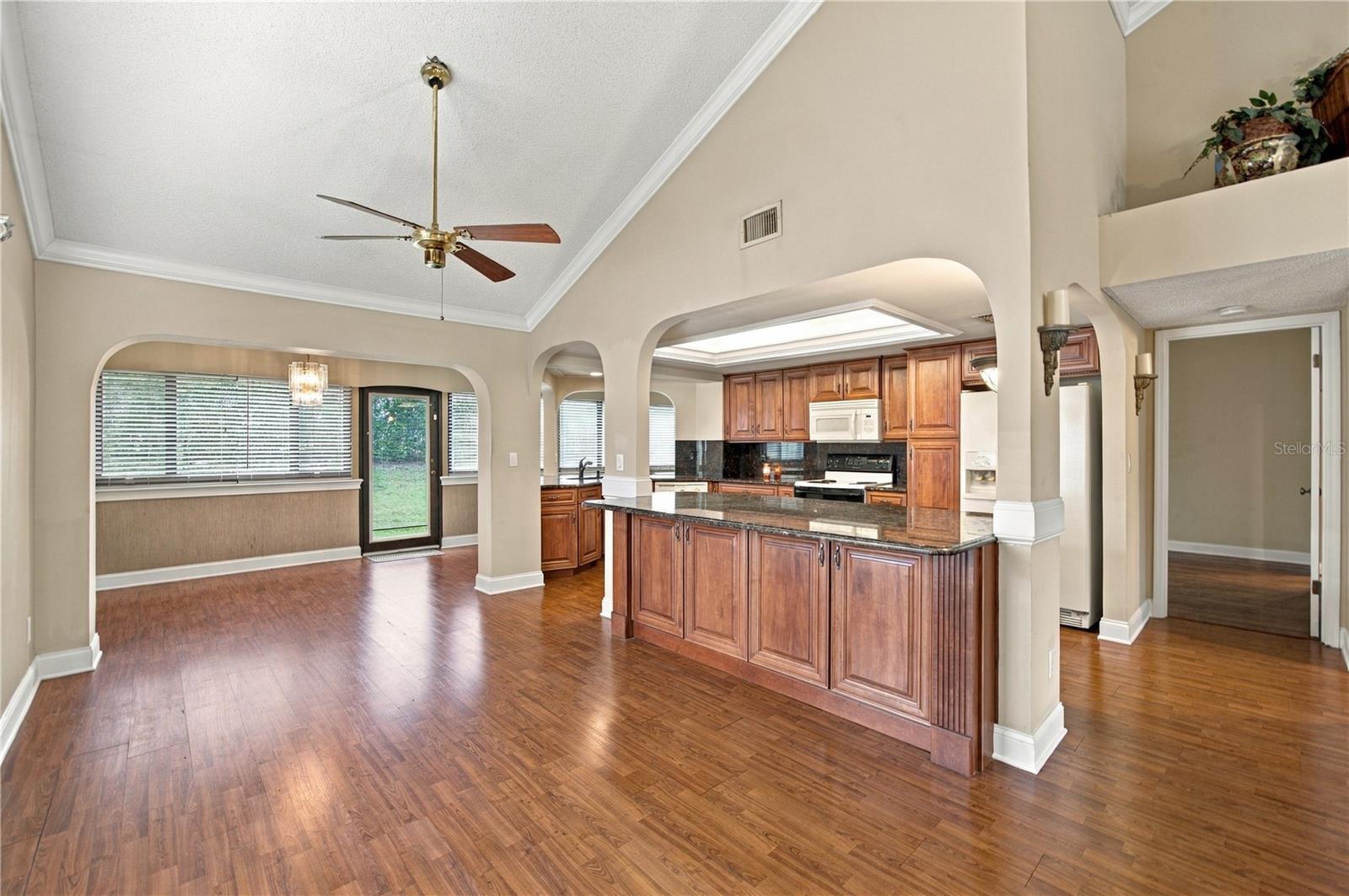 2815 COUNTRYBROOK DRIVE, #11, Palm Harbor, FL 34684