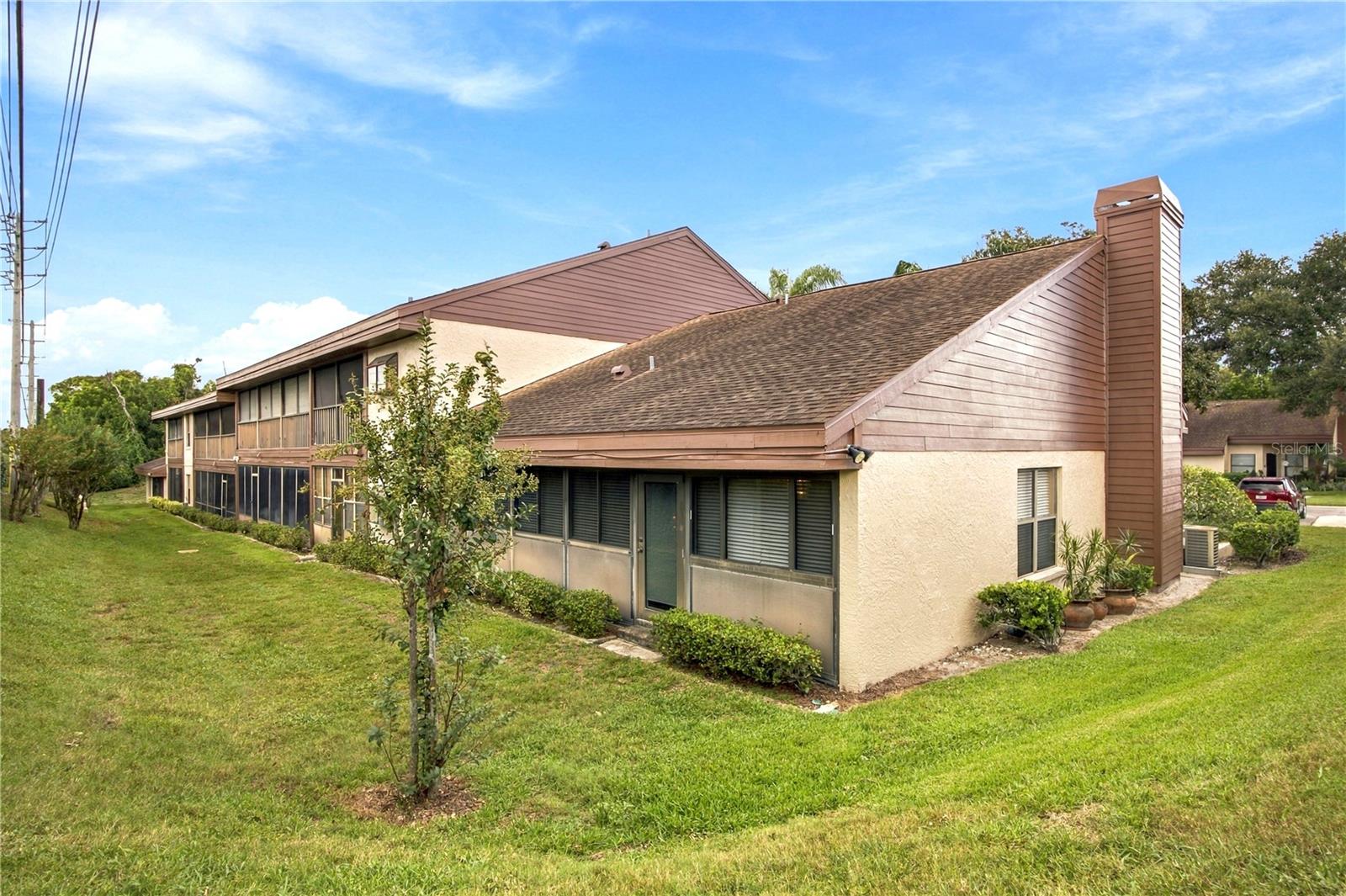 2815 COUNTRYBROOK DRIVE, #11, Palm Harbor, FL 34684