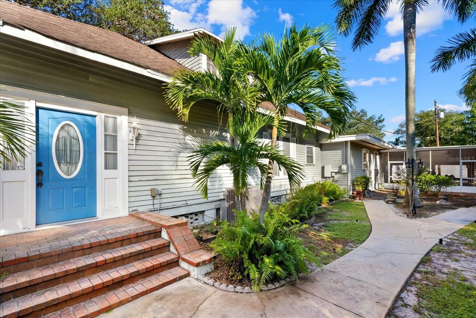 2714 MANATEE AVENUE W, Bradenton, FL 34205