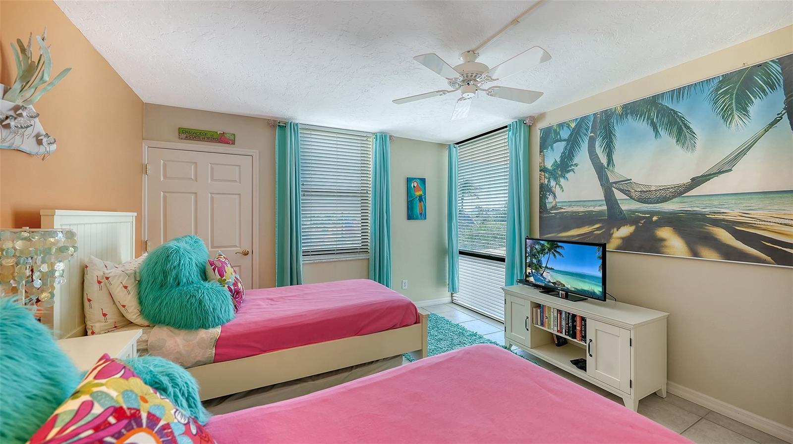 5300 OCEAN BOULEVARD, #301, Sarasota, FL 34242