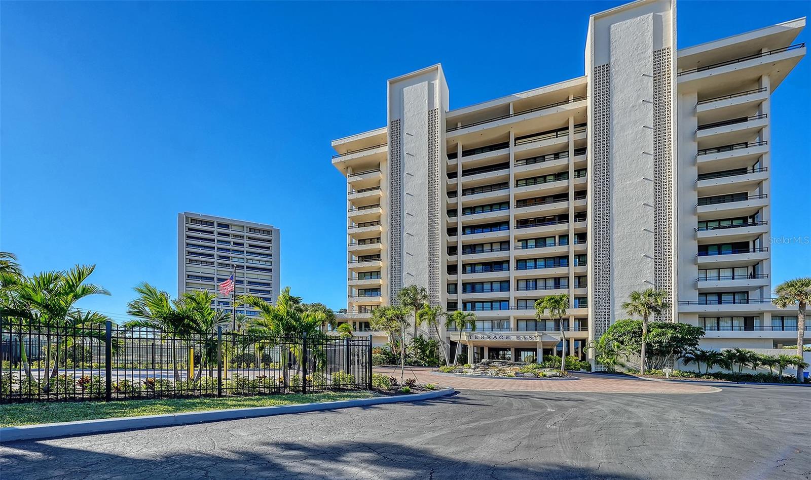 5300 OCEAN BOULEVARD, #301, Sarasota, FL 34242