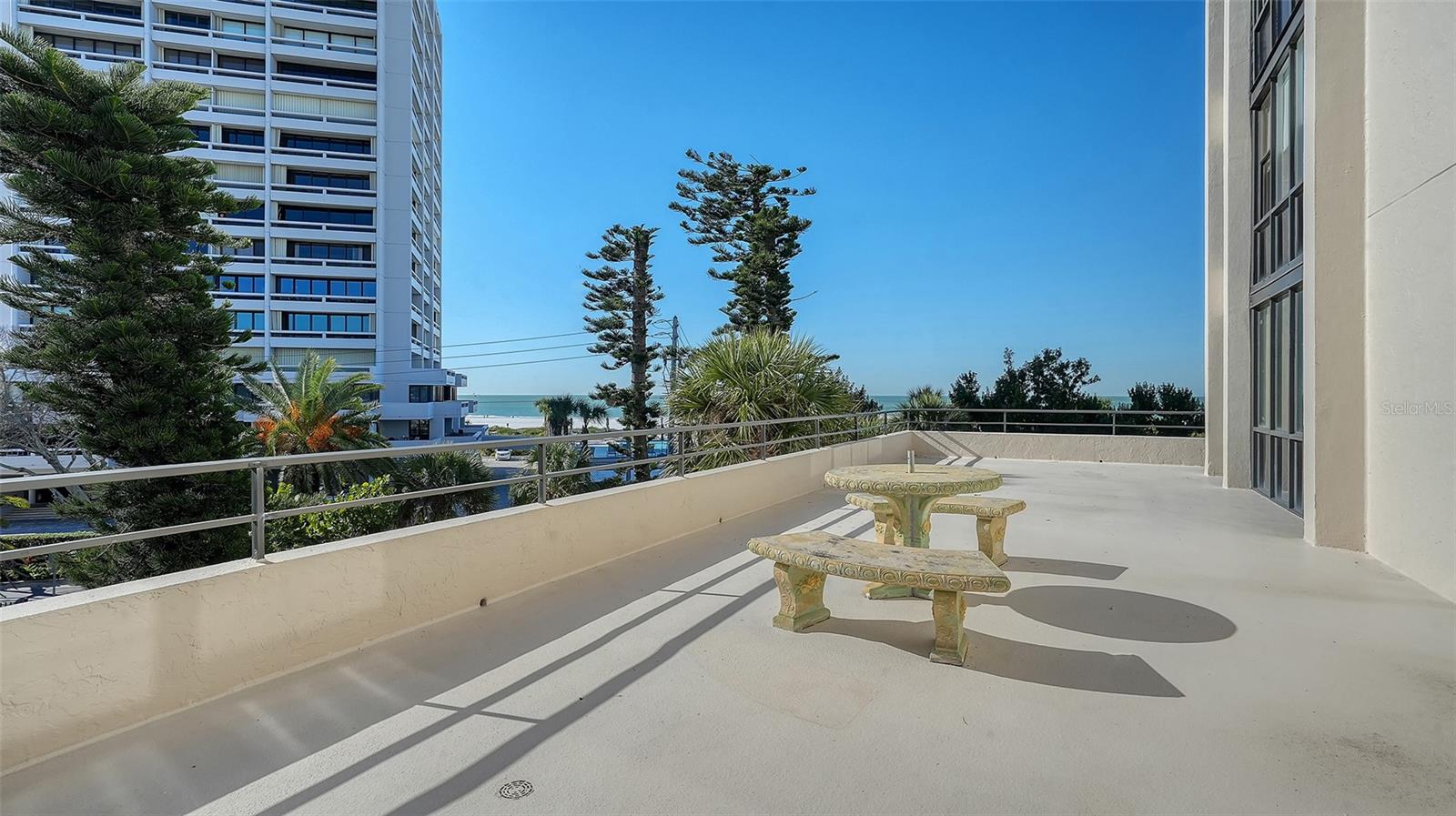 5300 OCEAN BOULEVARD, #301, Sarasota, FL 34242