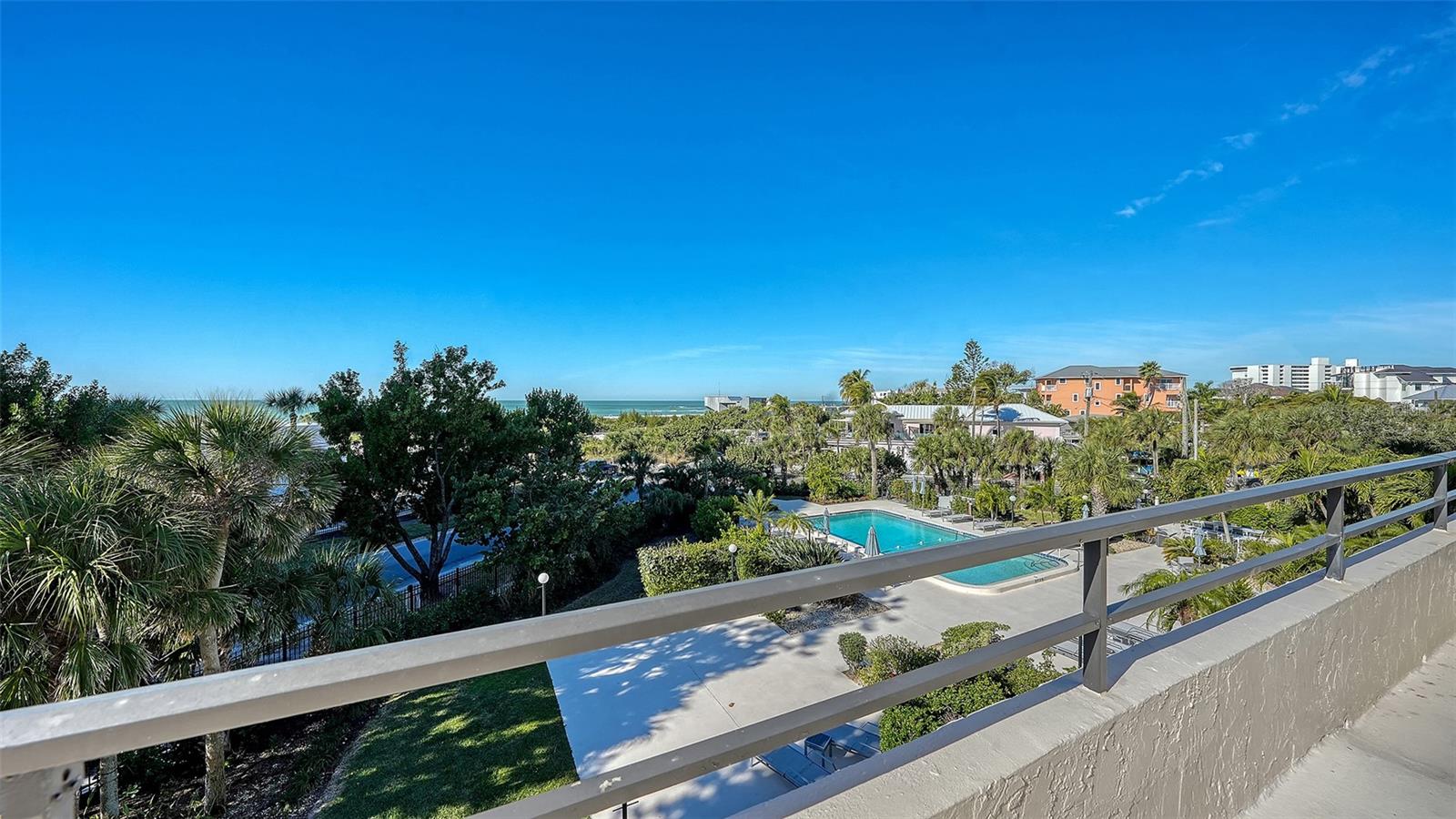 5300 OCEAN BOULEVARD, #301, Sarasota, FL 34242