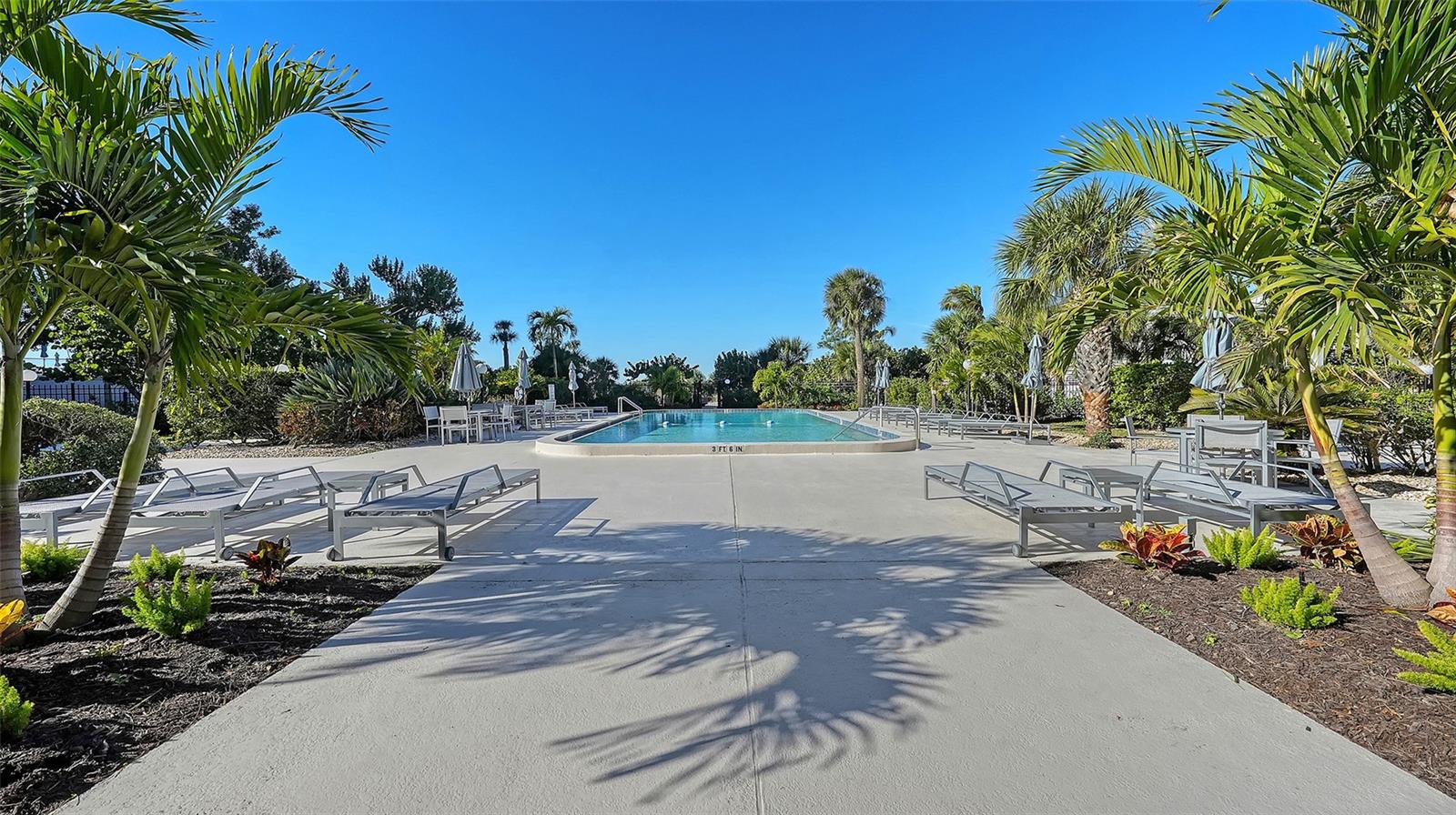 5300 OCEAN BOULEVARD, #301, Sarasota, FL 34242