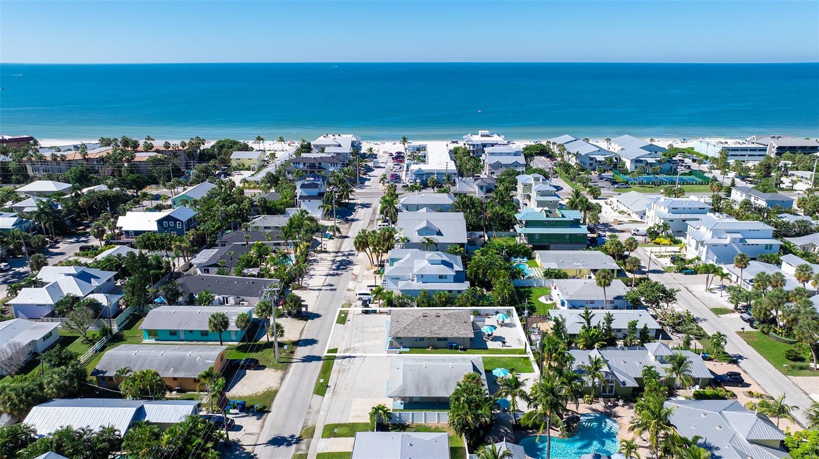 210 66TH STREET, Holmes Beach, FL 34217