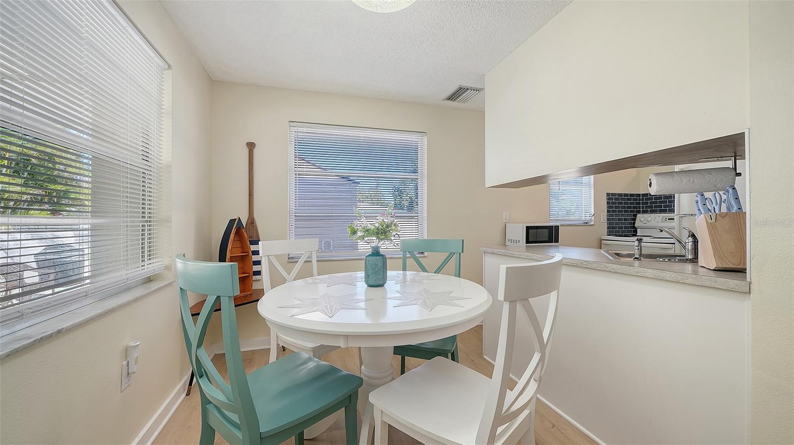 210 66TH STREET, Holmes Beach, FL 34217