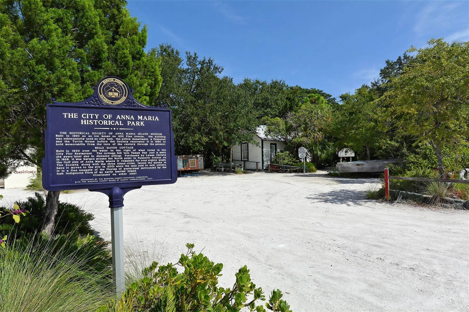 210 66TH STREET, Holmes Beach, FL 34217