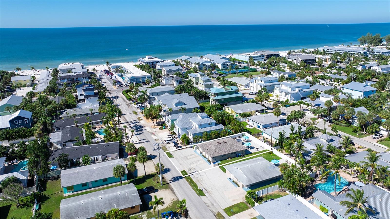 210 66TH STREET, Holmes Beach, FL 34217