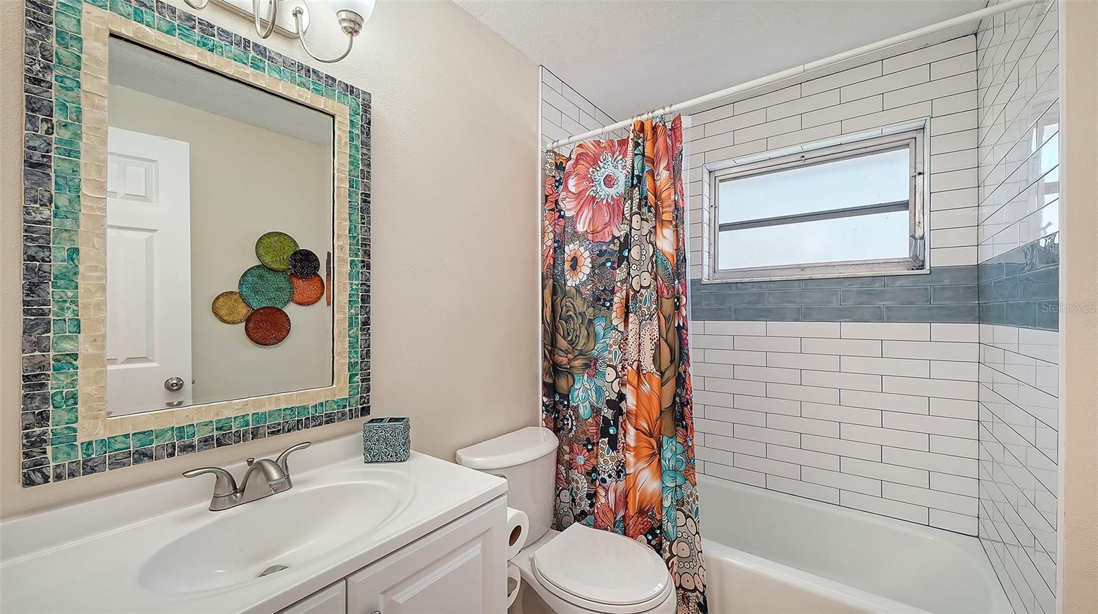 210 66TH STREET, Holmes Beach, FL 34217